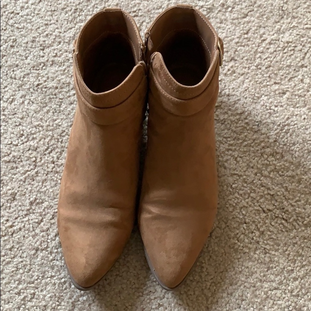 brown boots - Picture 2 of 4